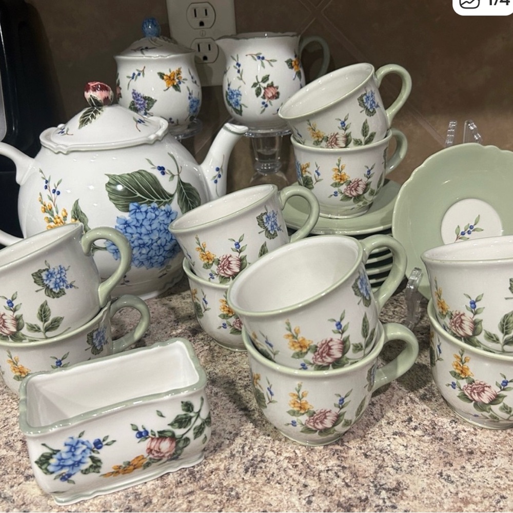 Princess House Floral Ceramic Sugar packet, Creamer and Sugar bowl set. - Picture 5 of 5